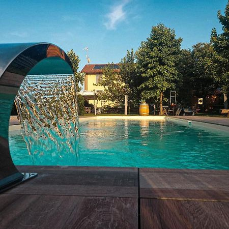 La Tenuta Di Santo Stefano Agri Resort & Spa Fossano Bagian luar foto