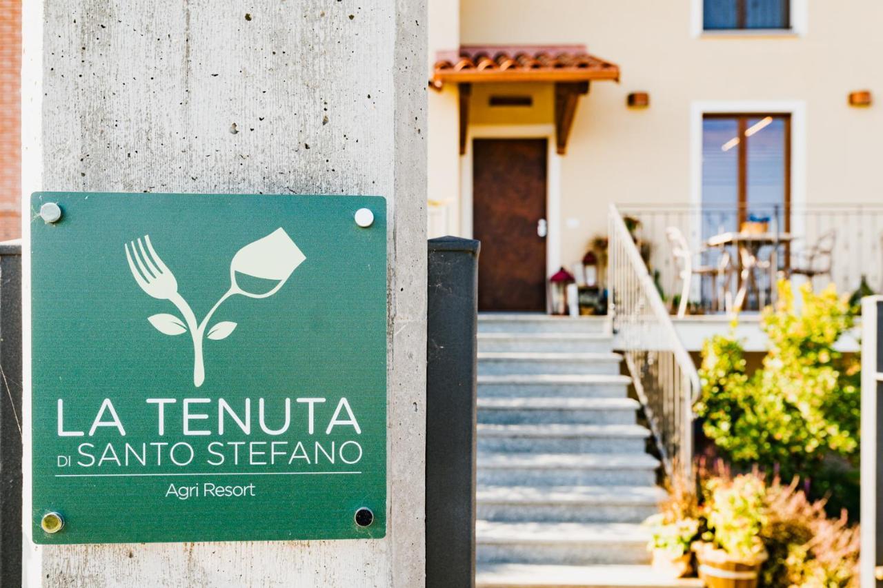 La Tenuta Di Santo Stefano Agri Resort & Spa Fossano Bagian luar foto