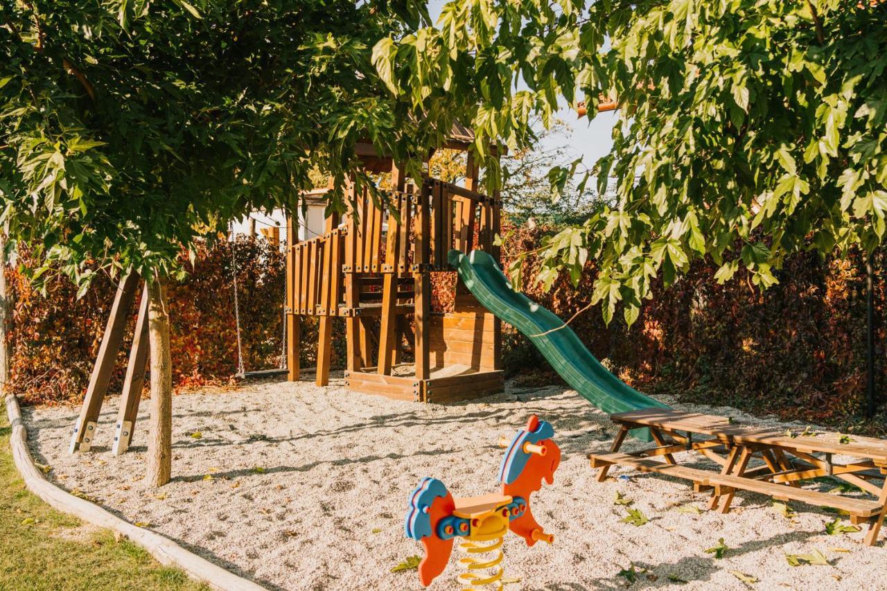 La Tenuta Di Santo Stefano Agri Resort & Spa Fossano Bagian luar foto