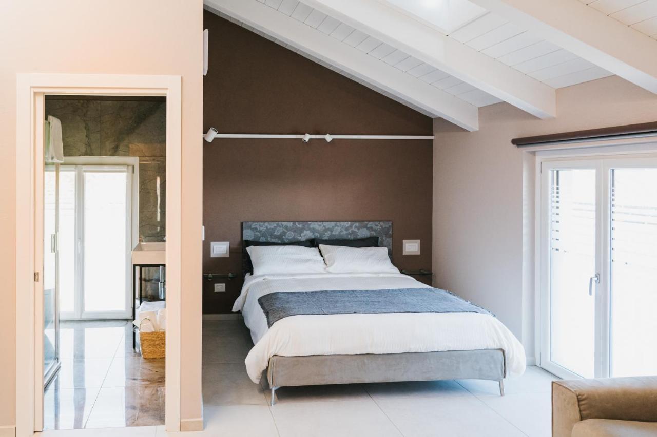 La Tenuta Di Santo Stefano Agri Resort & Spa Fossano Bagian luar foto