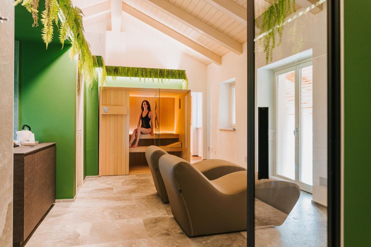 La Tenuta Di Santo Stefano Agri Resort & Spa Fossano Bagian luar foto
