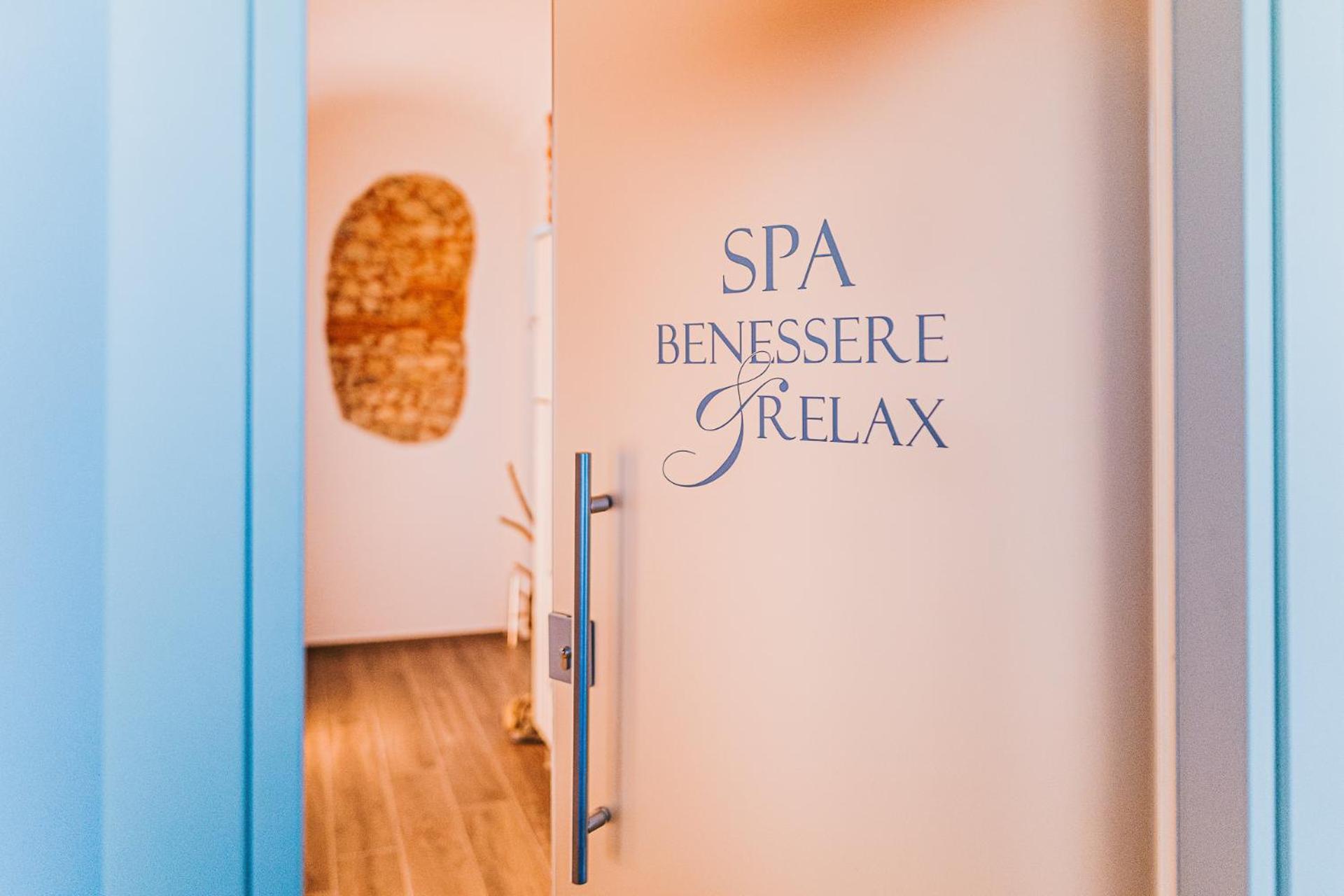 La Tenuta Di Santo Stefano Agri Resort & Spa Fossano Bagian luar foto